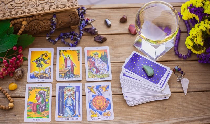 Tìm hiểu nên xem Tarot bao lâu 1 lần là phù hợp?