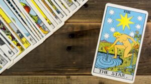 Thông điệp của The Star cùng các lá bài khác trong bói tarot