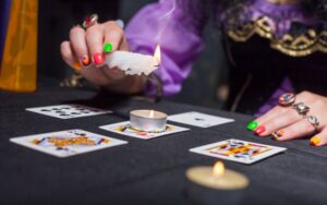 Xem bói tình yêu theo năm sinh để nhận ra mức độ hòa hợp trong tình yêu